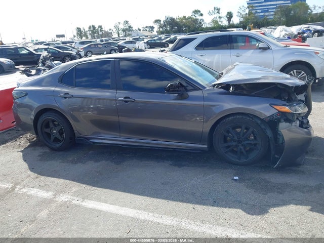 Toyota CAMRY SE 2018 4T1B11HK2JU645076 Image 13