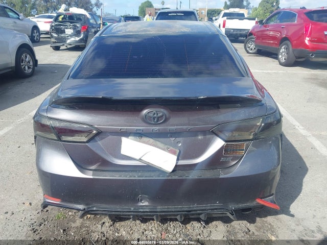 Toyota CAMRY SE 2018 4T1B11HK2JU645076 Image 16