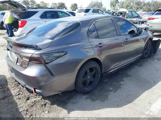 Toyota CAMRY SE 2018 4T1B11HK2JU645076 Image 4