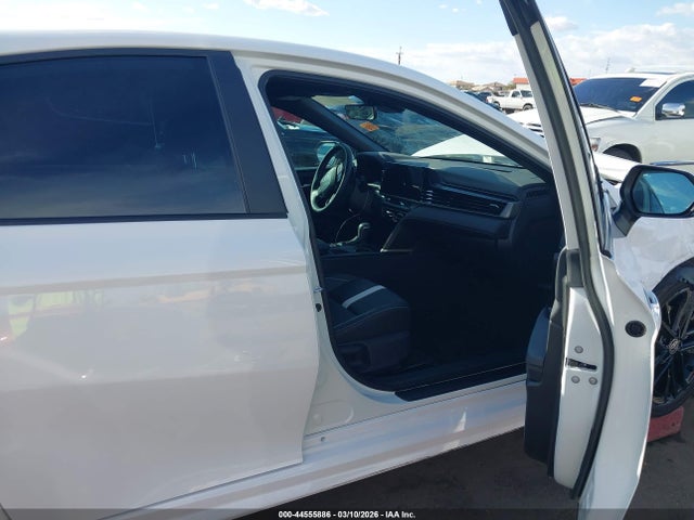 Toyota CAMRY SE 2025 4T1DAACK1SU071846 Image 5