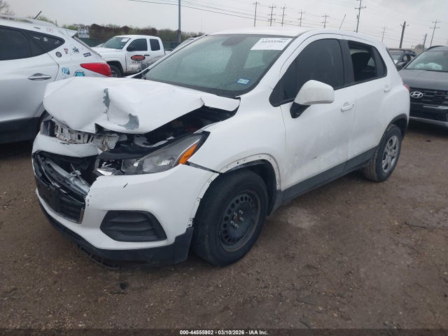 3GNCJKSBXHL273182 Chevrolet TRAX LS