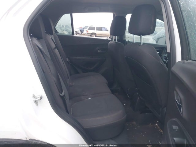 3GNCJKSBXHL273182 Chevrolet TRAX LS
