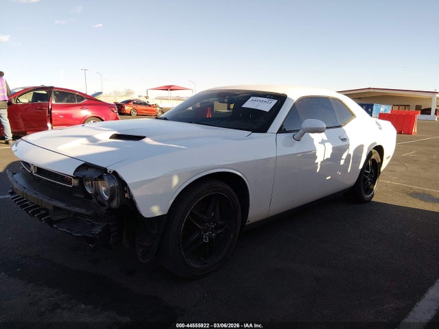 2016 Dodge Challenger R/t მანქანა იყიდება აუქციონზე, vin: 2C3CDZBT6GH299971, აუქციონის ნომერი: 44555922