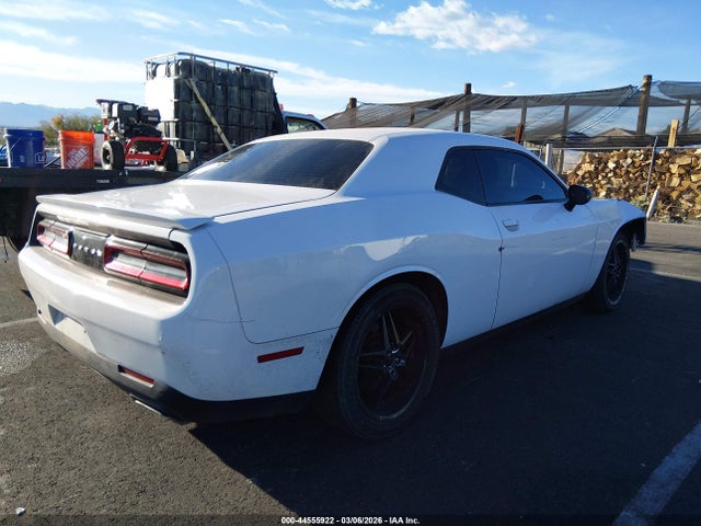 2016 Dodge Challenger R/t მანქანა იყიდება აუქციონზე, vin: 2C3CDZBT6GH299971, აუქციონის ნომერი: 44555922