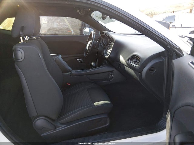 2016 Dodge Challenger R/t მანქანა იყიდება აუქციონზე, vin: 2C3CDZBT6GH299971, აუქციონის ნომერი: 44555922