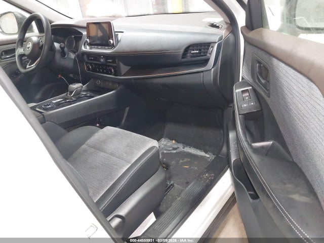 JN8AT3AB5MW210758 Nissan Rogue S Intelligent Awd