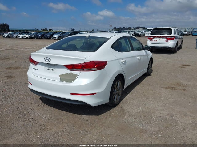 Hyundai ELANTRA SEL 2018 5NPD84LF5JH382287 Image 4