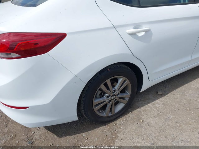 Hyundai ELANTRA SEL 2018 5NPD84LF5JH382287 Image 12