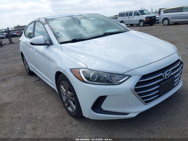 Hyundai ELANTRA SEL 2018 5NPD84LF5JH382287 Image 15