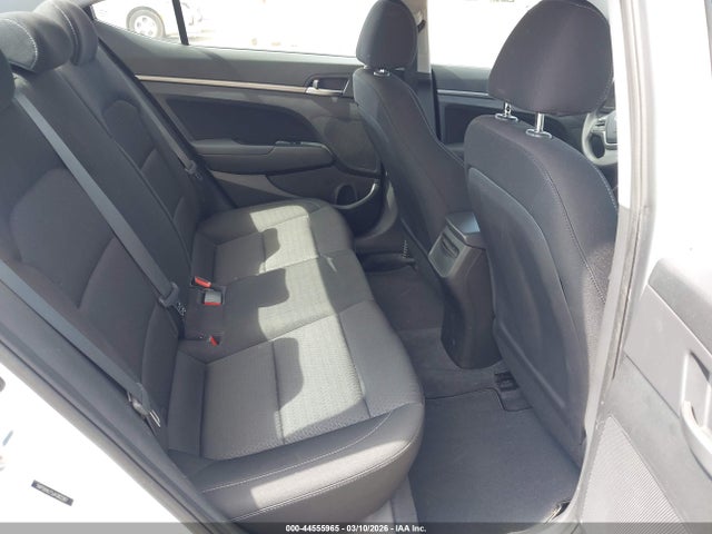 Hyundai ELANTRA SEL 2018 5NPD84LF5JH382287 Image 8