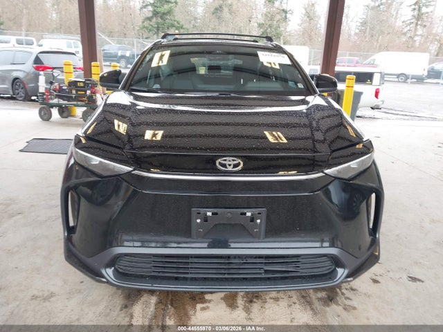 Toyota BZ4X XLE 2025 JTMABACA2SA092718 Image 13