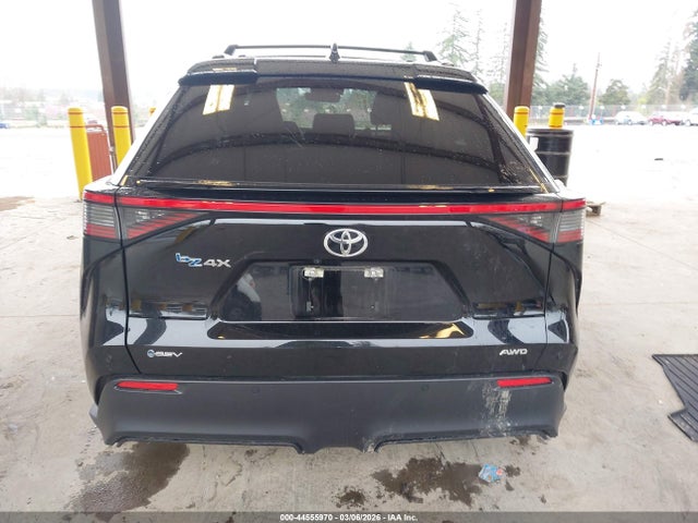 Toyota BZ4X XLE 2025 JTMABACA2SA092718 Image 17