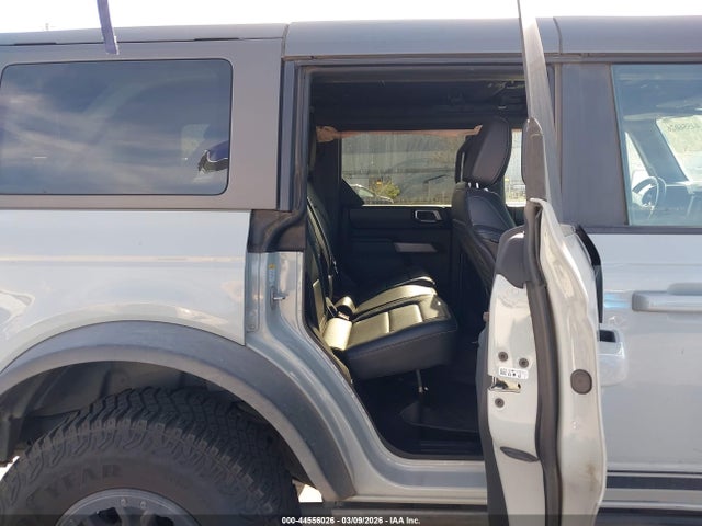 Ford Bronco First Edition 2021 1FMEE5EP0MLA42212 Image 8