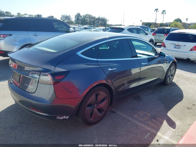 5YJ3E1EB1KF386432 Tesla Model 3 Long Range/performance