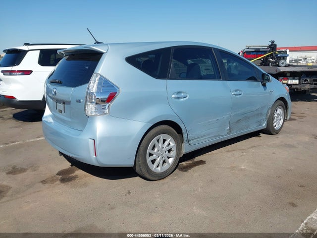Toyota Prius V Three 2014 JTDZN3EU4E3317467 Image 4