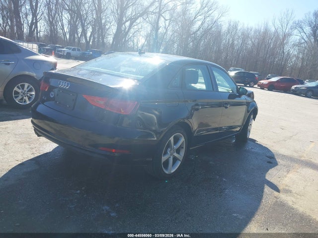 2015 Audi A3 1.8t Premium მანქანა იყიდება აუქციონზე, vin: WAUACGFF5F1102443, აუქციონის ნომერი: 44556060