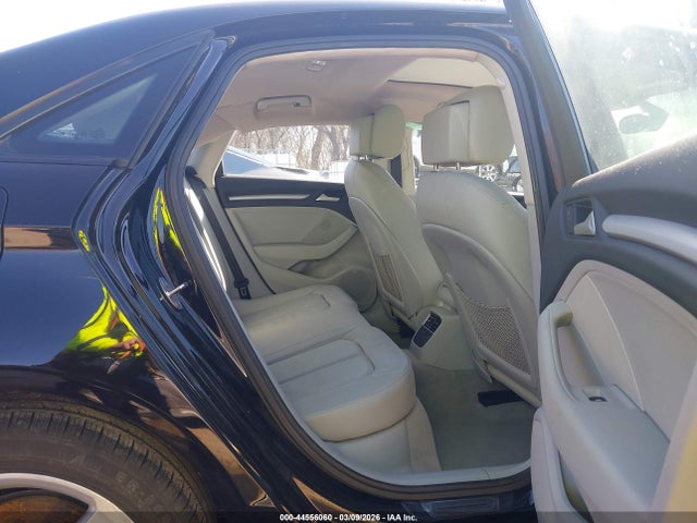 2015 Audi A3 1.8t Premium მანქანა იყიდება აუქციონზე, vin: WAUACGFF5F1102443, აუქციონის ნომერი: 44556060