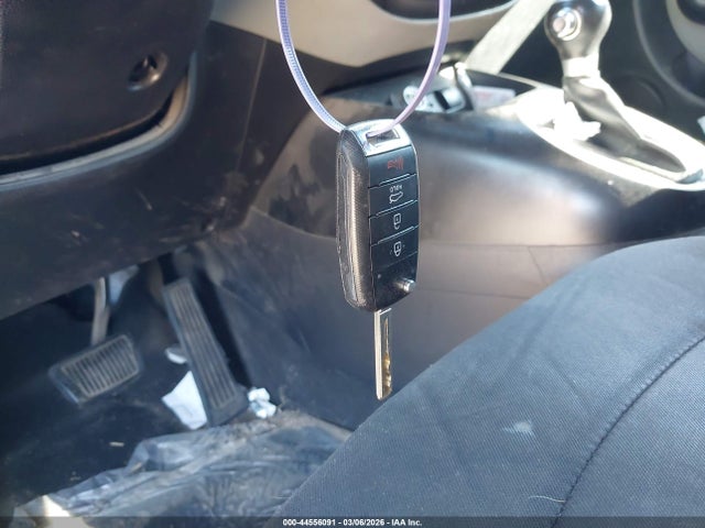 KIA Soul 2016 KNDJN2A20G7271109 Image 11