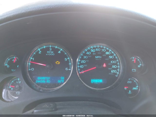 2011 GMC YUKON XL 1500 1GKS2KE32BR284087 Photo 6