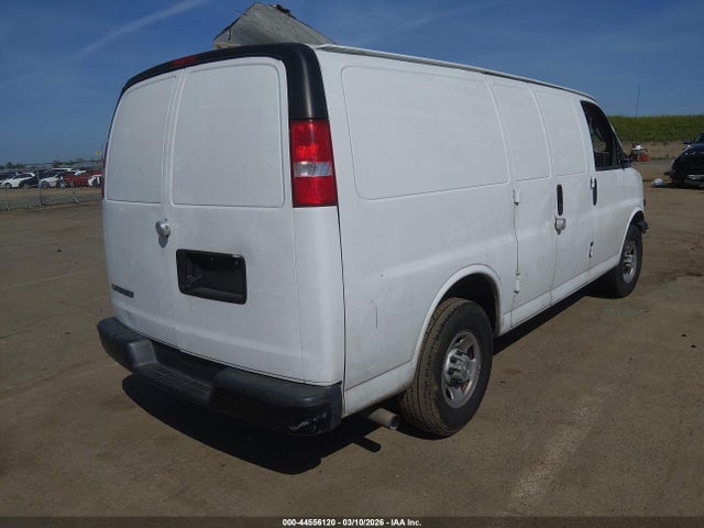 1GCWGAFP7P1114923 Chevrolet Express Cargo Rwd 2500 Regular Wheelbase Wt