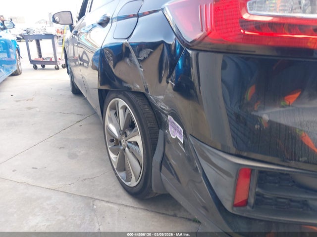 JHMZC5F17KC001531 Honda CLARITY PLUG-IN HYBRID