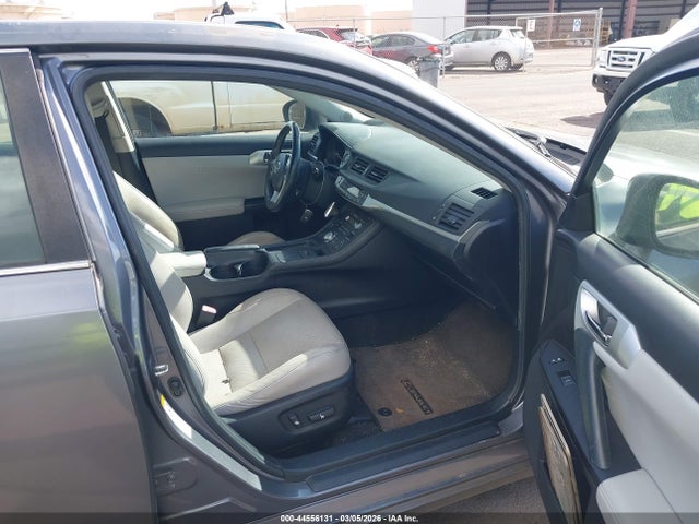 44556131 :رقم المزاد ، JTHKD5BH8D2131750 vin ، 2013 Lexus Ct 200h مزاد بيع