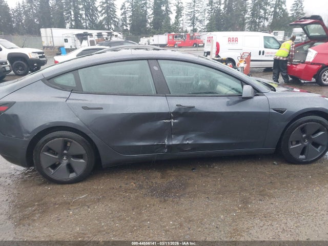2022 TESLA MODEL 3 5YJ3E1EB5NF266993 Photo 5