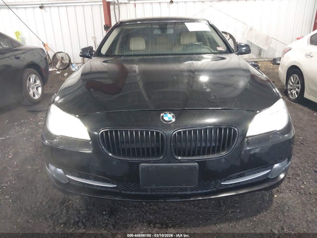 44556150 :رقم المزاد ، WBAFR7C5XDC828588 vin ، 2013 Bmw 535i مزاد بيع