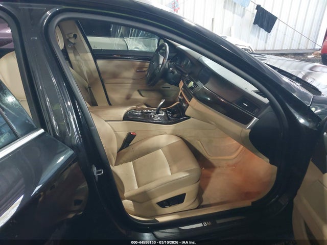 44556150 :رقم المزاد ، WBAFR7C5XDC828588 vin ، 2013 Bmw 535i مزاد بيع