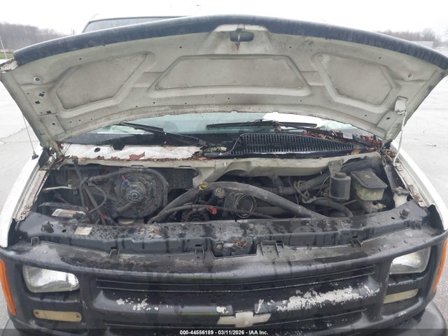 1999 CHEVROLET EXPRESS 1GCFG15W8X1034698 Photo 9