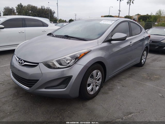Hyundai ELANTRA SE 2016 5NPDH4AE2GH670142 Image 2