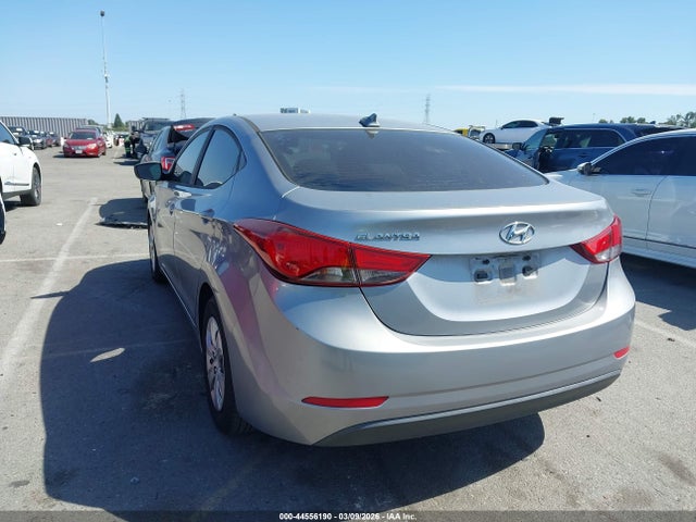 Hyundai ELANTRA SE 2016 5NPDH4AE2GH670142 Image 3