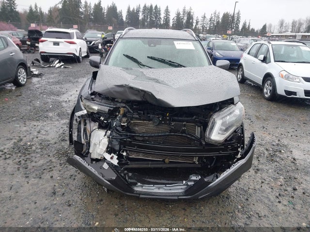 2020 Nissan Rogue Sv Fwd მანქანა იყიდება აუქციონზე, vin: JN8AT2MT0LW039382, აუქციონის ნომერი: 44556253