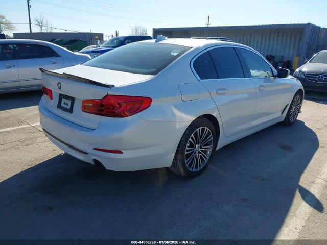 2019 BMW 530I WBAJA5C56KWW07832 Photo 3