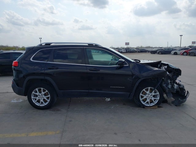 1C4PJMCS8EW239672 Jeep Cherokee Latitude