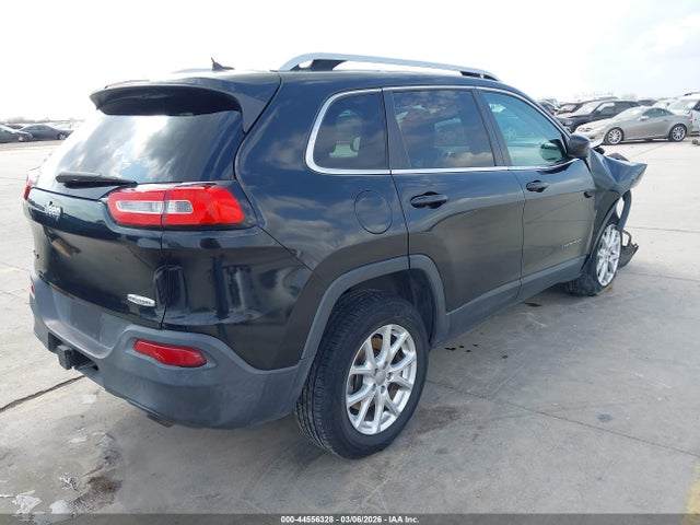 1C4PJMCS8EW239672 Jeep Cherokee Latitude