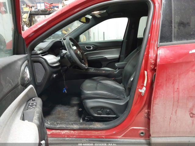 44556349 :رقم المزاد ، 3C4NJDFN9RT594021 vin ، 2024 Jeep Compass Latitude Lux Fwd مزاد بيع