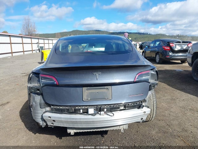 44556350 :رقم المزاد ، 5YJ3E1EC4NF134929 vin ، 2022 Tesla Model 3 Performance Dual Motor All-wheel Drive مزاد بيع
