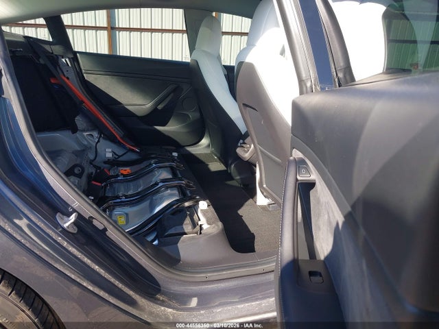 44556350 :رقم المزاد ، 5YJ3E1EC4NF134929 vin ، 2022 Tesla Model 3 Performance Dual Motor All-wheel Drive مزاد بيع