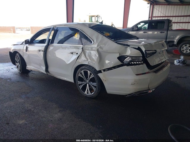 Продаж на аукціоні авто 2022 Volkswagen Passat 2.0t Se, vin: 1VWSA7A32NC000141, номер лоту: 44556354