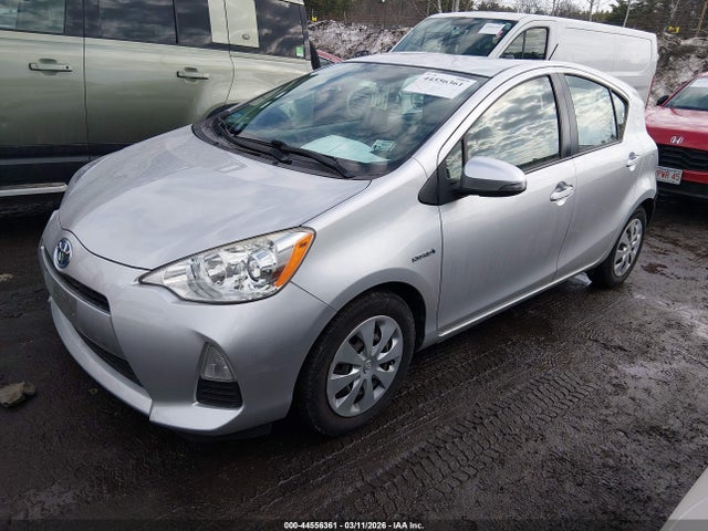 JTDKDTB36E1574349 Toyota Prius C One