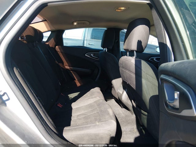 Продаж на аукціоні авто 2015 Chrysler 200 Limited, vin: 1C3CCCAB4FN576213, номер лоту: 44556366