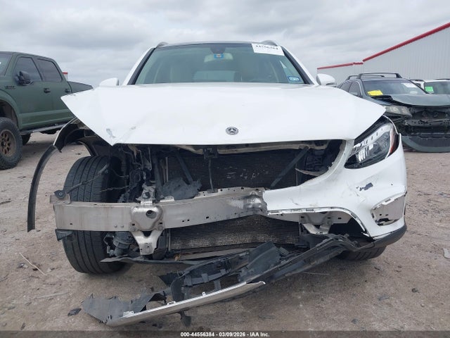 44556384 :رقم المزاد ، WDC0G4JB5JV073107 vin ، 2018 Mercedes-benz Glc 300 مزاد بيع