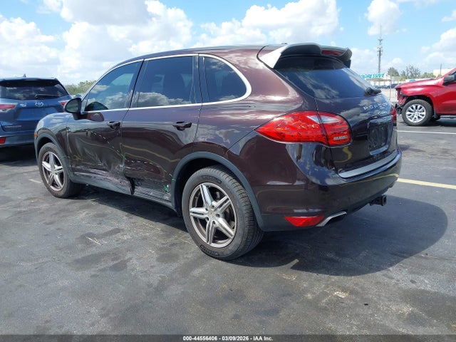 2014 PORSCHE CAYENNE WP1AA2A28ELA93609 Photo 2