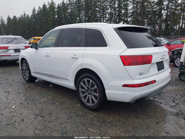 2019 AUDI Q7 WA1LAAF74KD032881 Photo 2