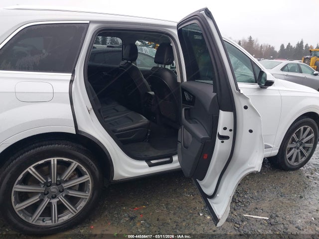 2019 AUDI Q7 WA1LAAF74KD032881 Photo 7