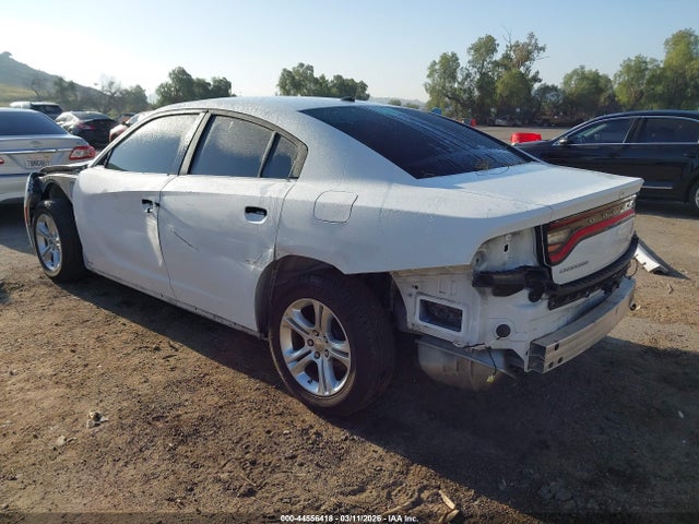 2C3CDXBG8NH219798 Dodge Charger Sxt Rwd