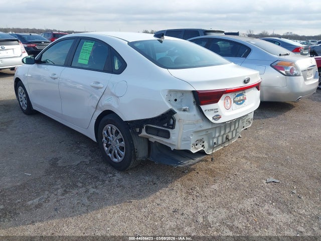 Продажа на аукционе авто 2021 Kia Forte Fe, vin: 3KPF24ADXME377929, номер лота: 44556423
