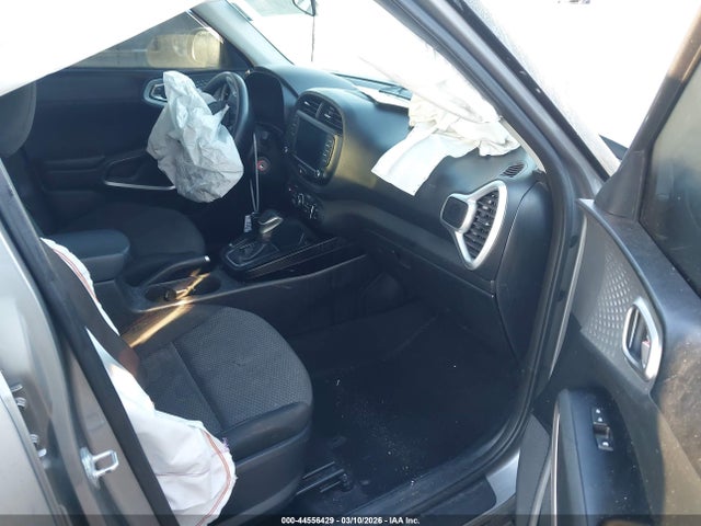 44556429 :رقم المزاد ، KNDJ23AU5P7881071 vin ، 2023 Kia Soul Lx مزاد بيع