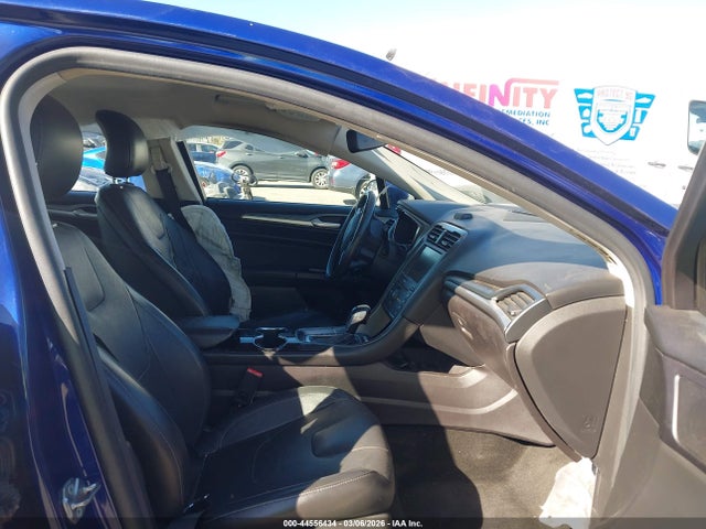 3FA6P0K92GR208009 Ford Fusion Titanium